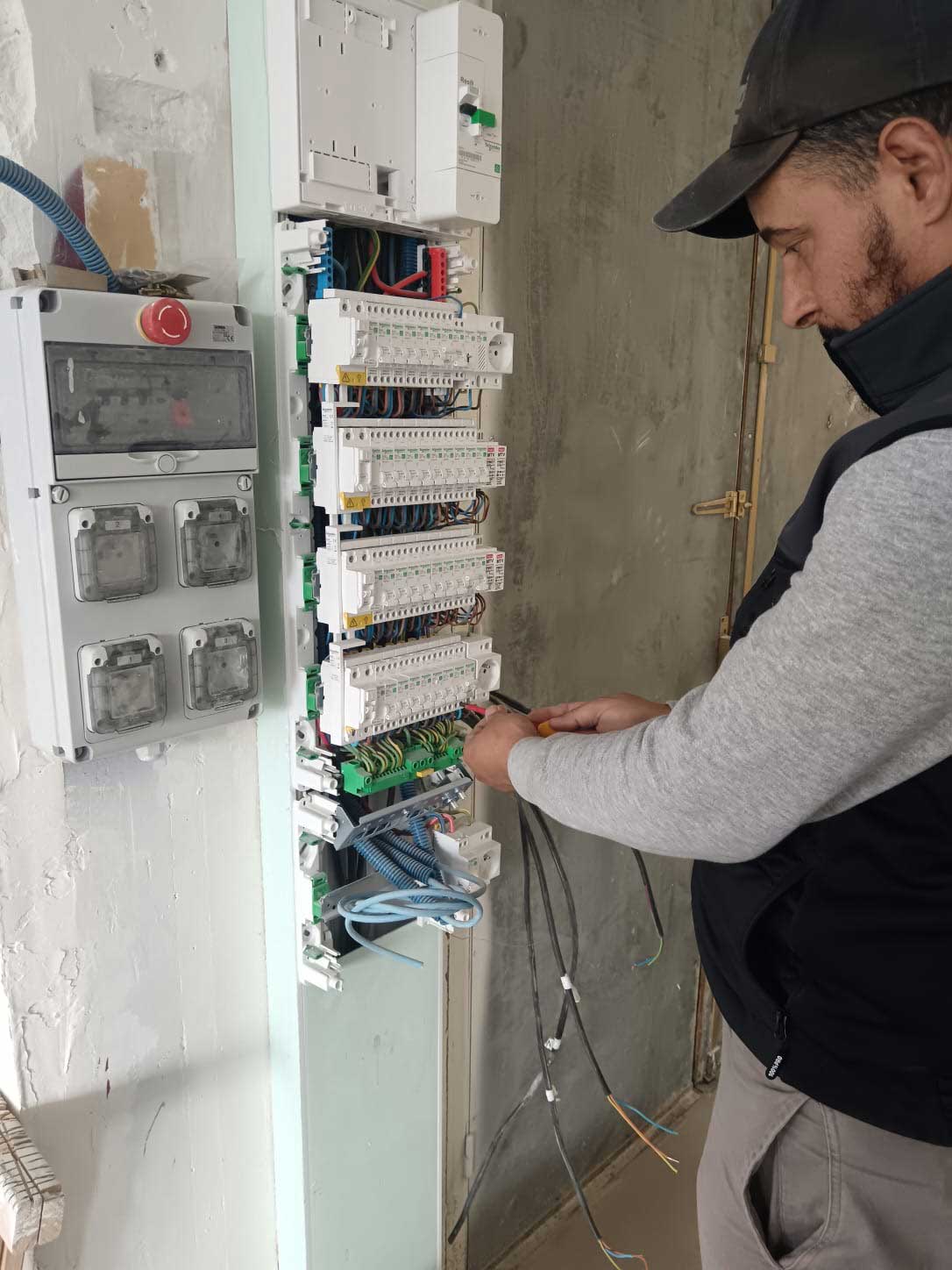 electricien batiment paris